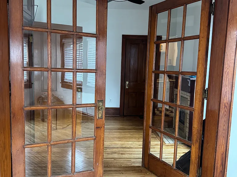 728 Franklin Ave #1 — Photo 10