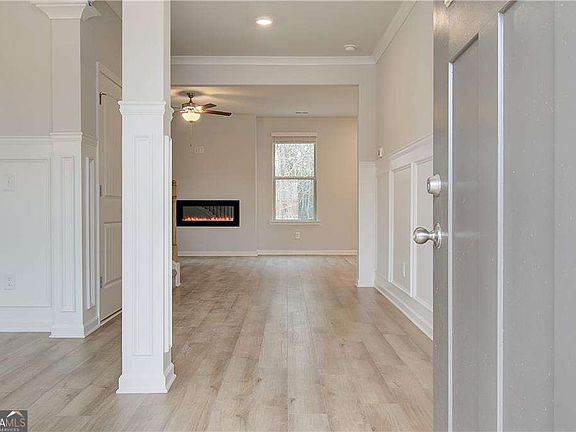 4th image of 2029 Cedar Grove Rd