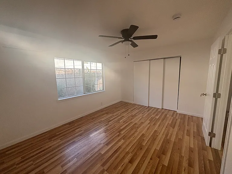 2389 Empress St #B — Photo 10