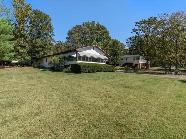 2230 Lakeshore Dr, Cuba, MO 65453