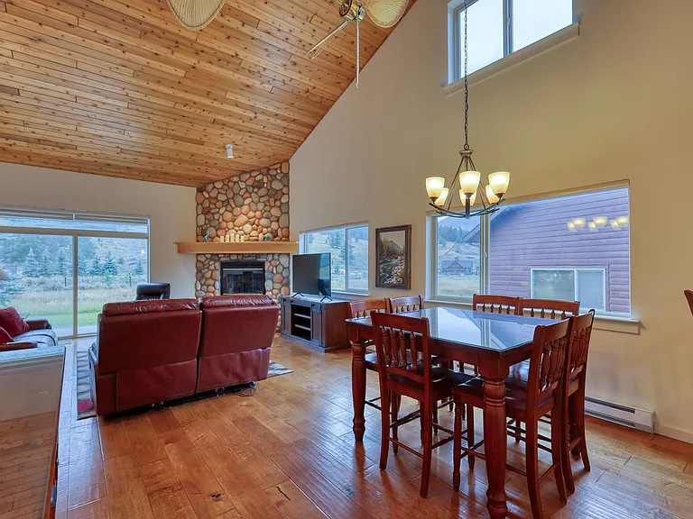 313 Firelight Dr — Photo 11