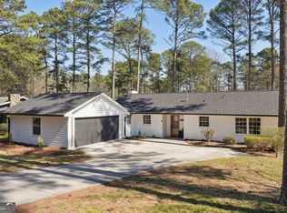 65 Deer Run Rd, Ellenwood, GA 30294