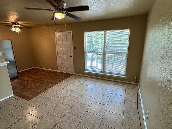 5th image of 216 Lucas St APT 6