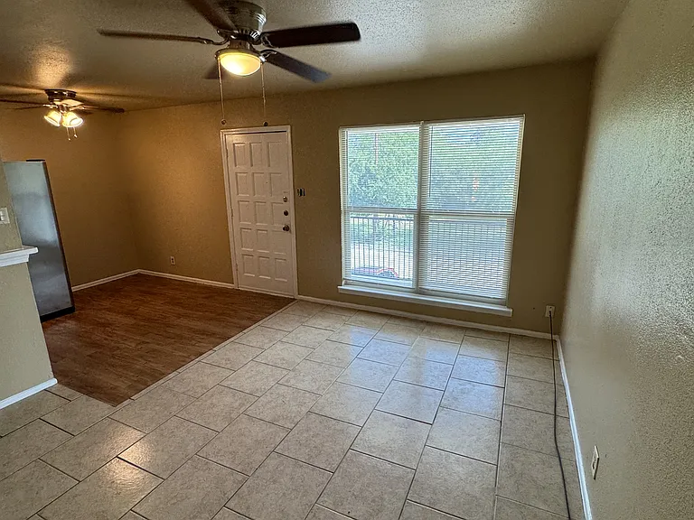216 Lucas St #6 — Photo 5