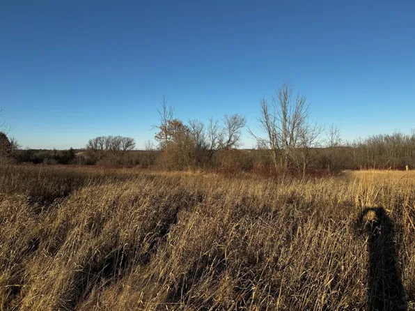 6000 DEER ROAD, Hartford, WI 53027