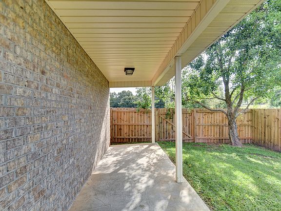 4th image of 1711 Stevens St #B