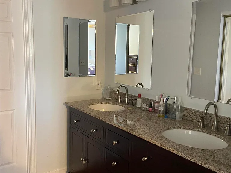 5 Gimbel Pl — Photo 15