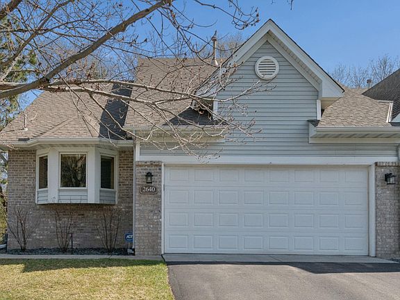 3rd image of 2640 Pine Ridge Dr