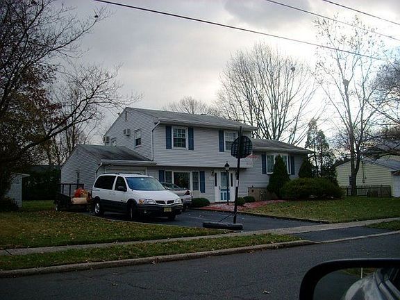 3rd image of 532 Ellis Pkwy