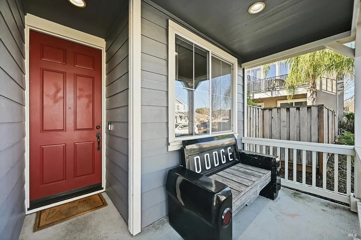 Building Photo - 2983 Bay Village Ave #2983