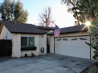 875 Willow Tree Ln, Fallbrook, CA 92028