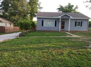 107 Emile St, Lansing, KS 66043