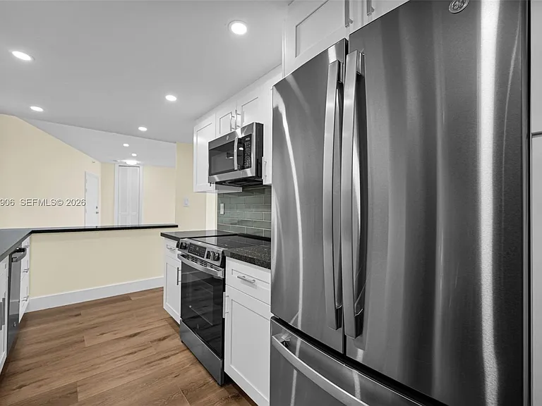 2451 Brickell Ave #5G — Photo 48