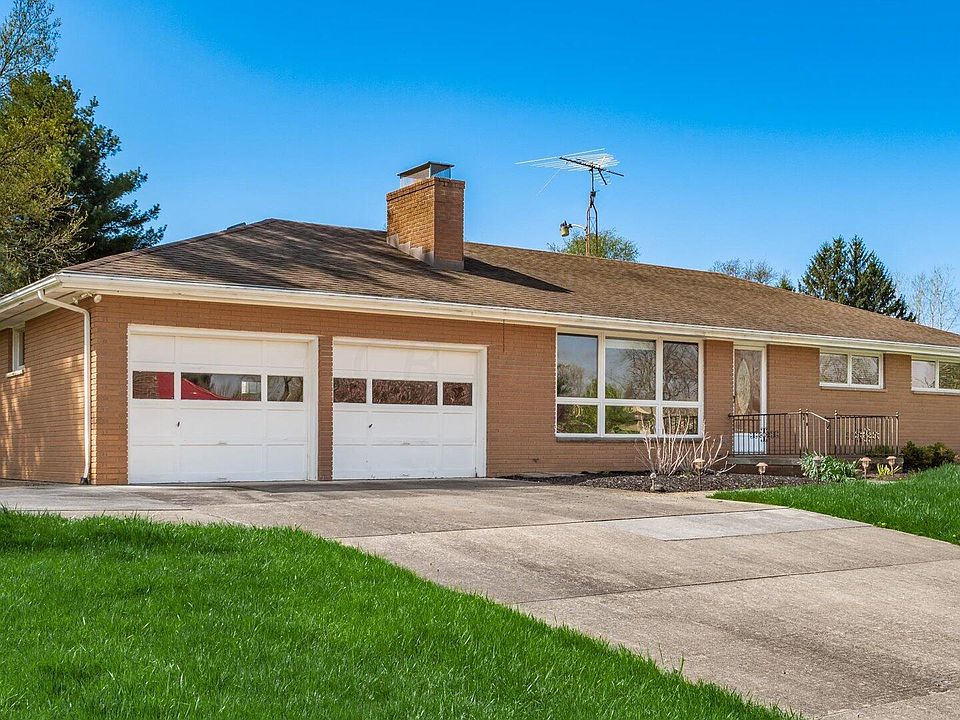 1st image of 19 Trenton Cir