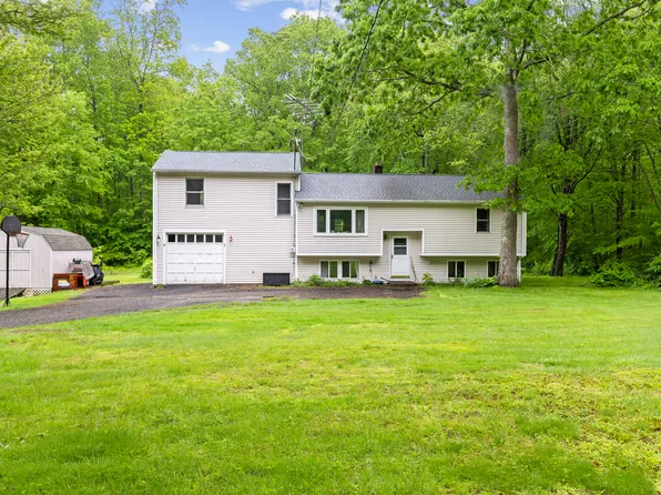 30 Cottage Road, Bozrah, CT 06334