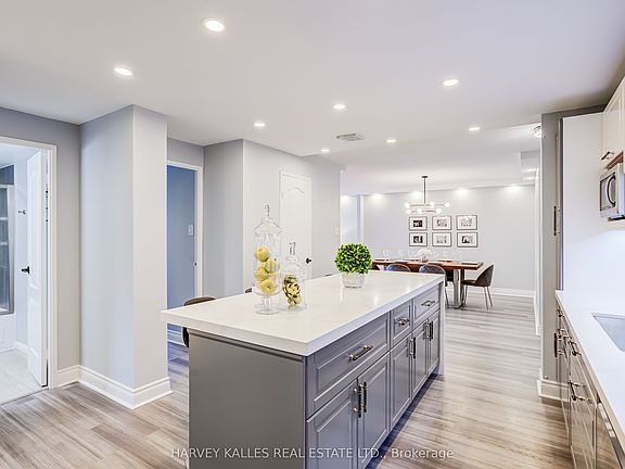 5th image of 65 Huntingdale Blvd #103