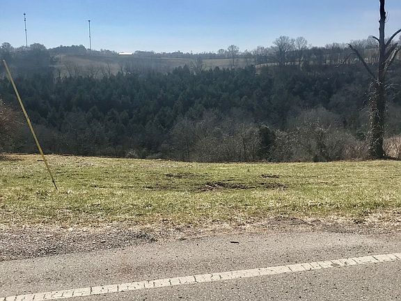 3rd image of 1369 E Highway 60
