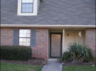 909 Chip Cove Ln, Knoxville, TN 37938