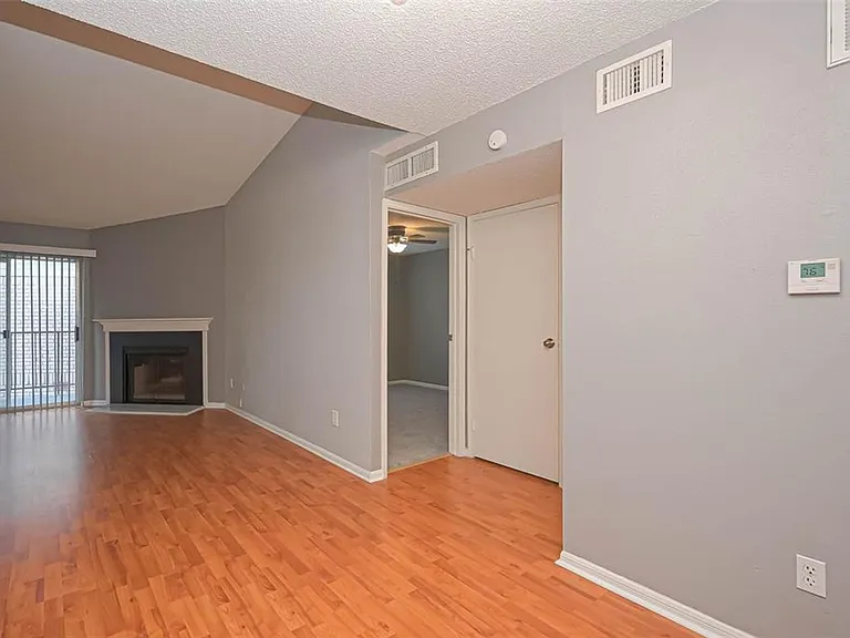 2120 El Paseo St #2108 — Photo 12