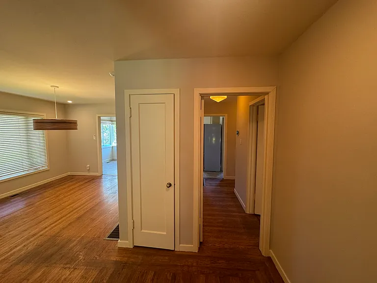 4727 Belfast Ave — Photo 7