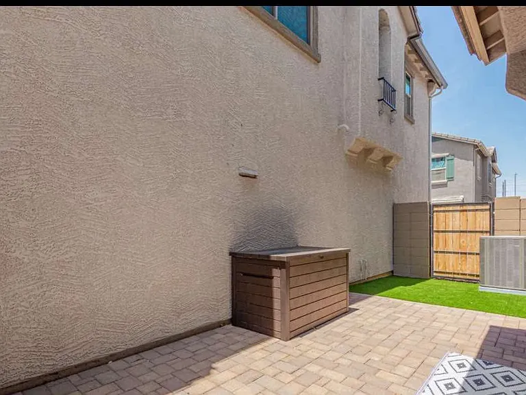 3828 S 58th Ln — Photo 12