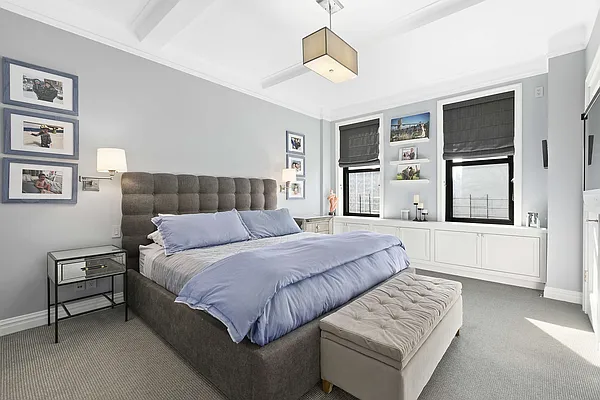 Sold by Compass | media 5