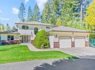 11089 N Point Hayden Dr, Hayden Lake, ID 83835