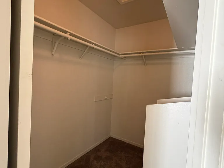 100 Cornell St — Photo 3