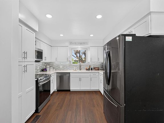 4th image of 6811 N Backer Ave
