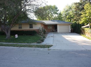5211 S 50th St, Lincoln, NE 68516