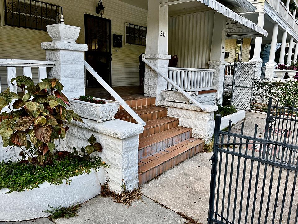 PORCH