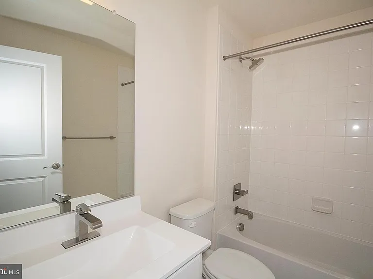 2912 Middleham Ct — Photo 22