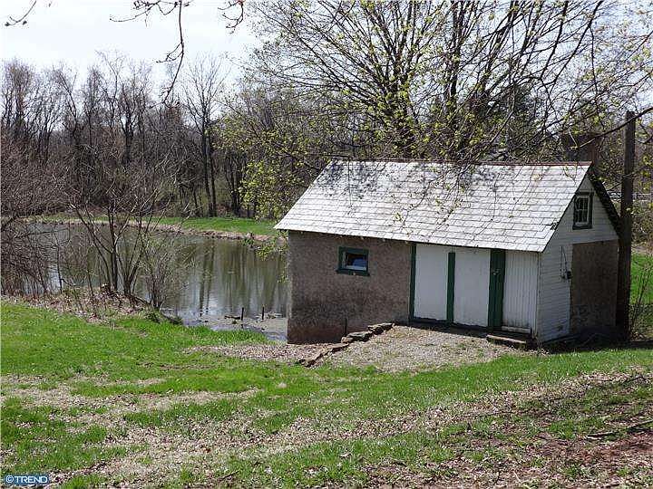 Lake/Pond