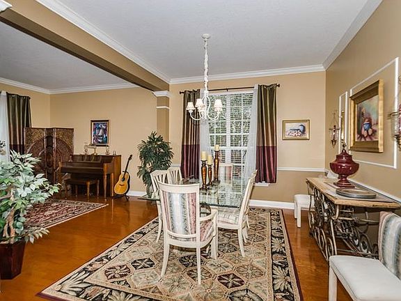 4th image of 13619 Heritage Dr
