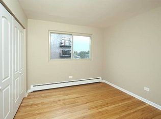 1415 W Lunt Ave APT 211, Chicago, IL 60626