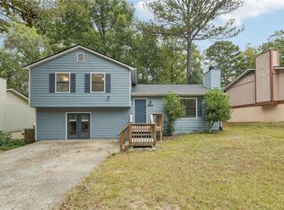 3918 Valley Brook Rd, Snellville, GA 30039