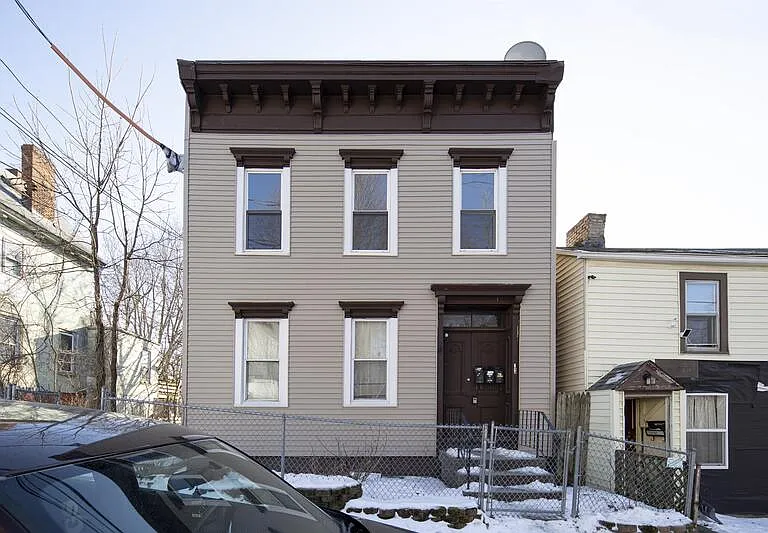 56 Thompson St #2 — Photo 10