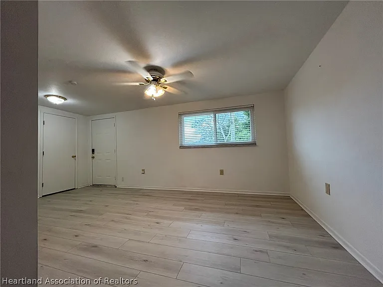 1150 Rialto Ave — Photo 10