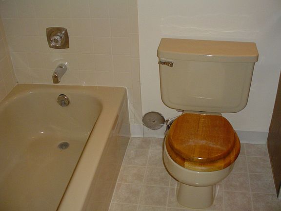 2nd Bathroom