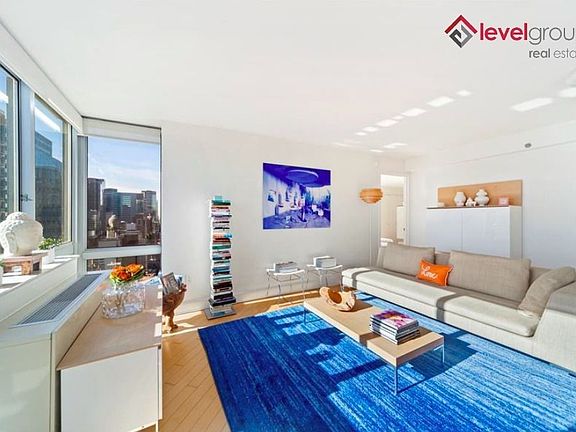 3rd image of 235 E 55th St APT 36C