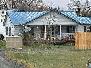 148 Brown St, Craigsville, WV 26205