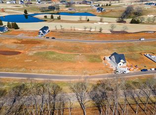 1848 Black Bear Cir, Loudon, TN 37774