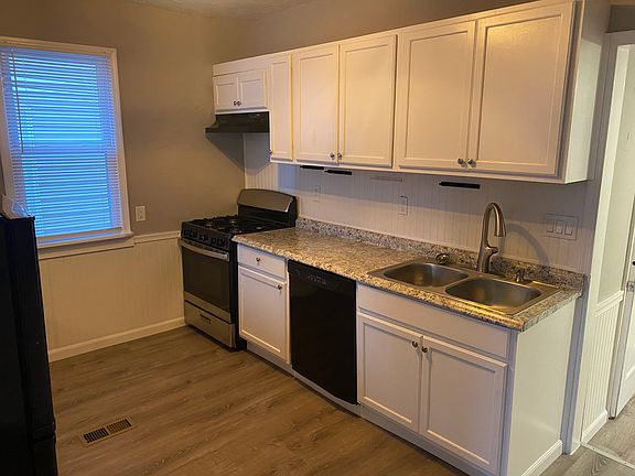 Photo Aug 22, 8 42 19 AM_09062022