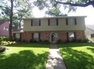 806 Thornwick Dr, Houston, TX 77079
