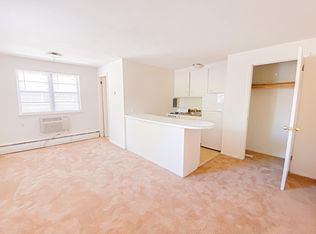 31 Evergreen Ave, Hartford, CT 06105
