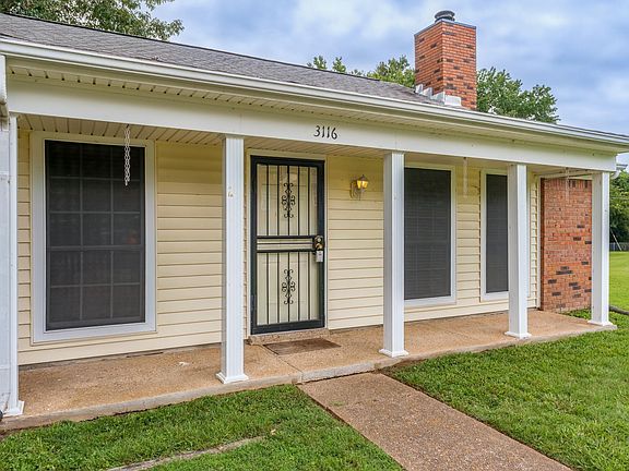 3rd image of 3116 S Wesley Ct