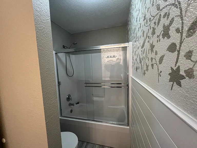 13750 Post Oak Ln — Photo 11