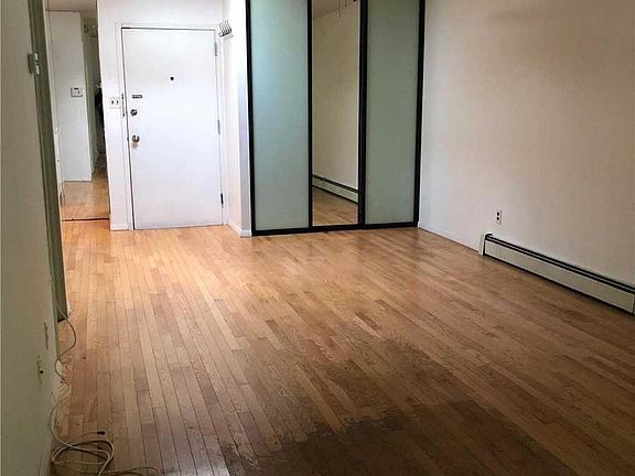 4th image of 69-05 242nd St #3R