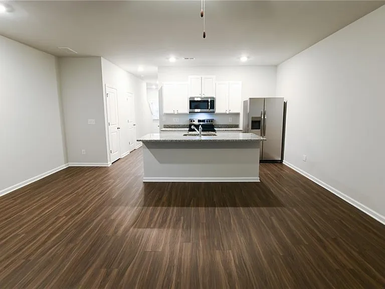 115 Village Green Dr #166 — Photo 13