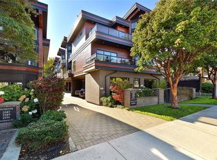 2589 Penrhyn St #206, Saanich, BC V8N1G4